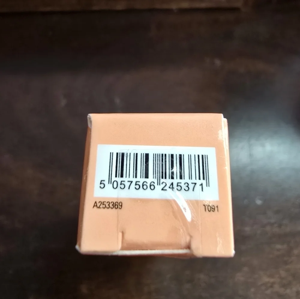 I Heart Revolution Tasty Peach Lip Oil SWEET PEACH New Sealed Box
